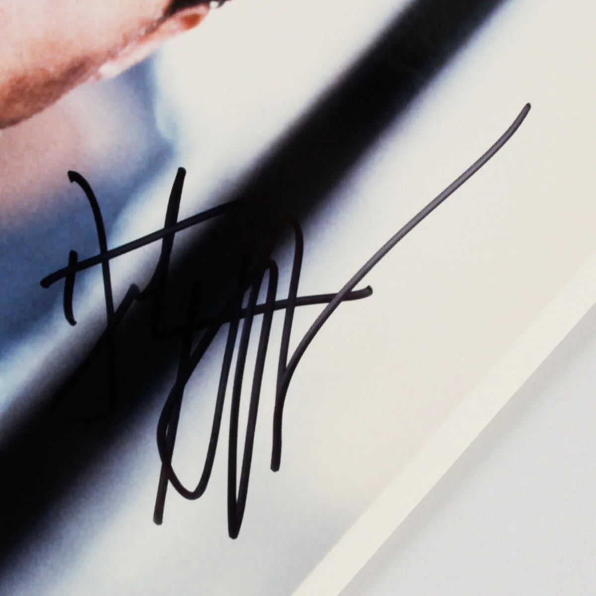 Dustin Hoffman Signed Photo 8x10 - COA JSA, image 2
