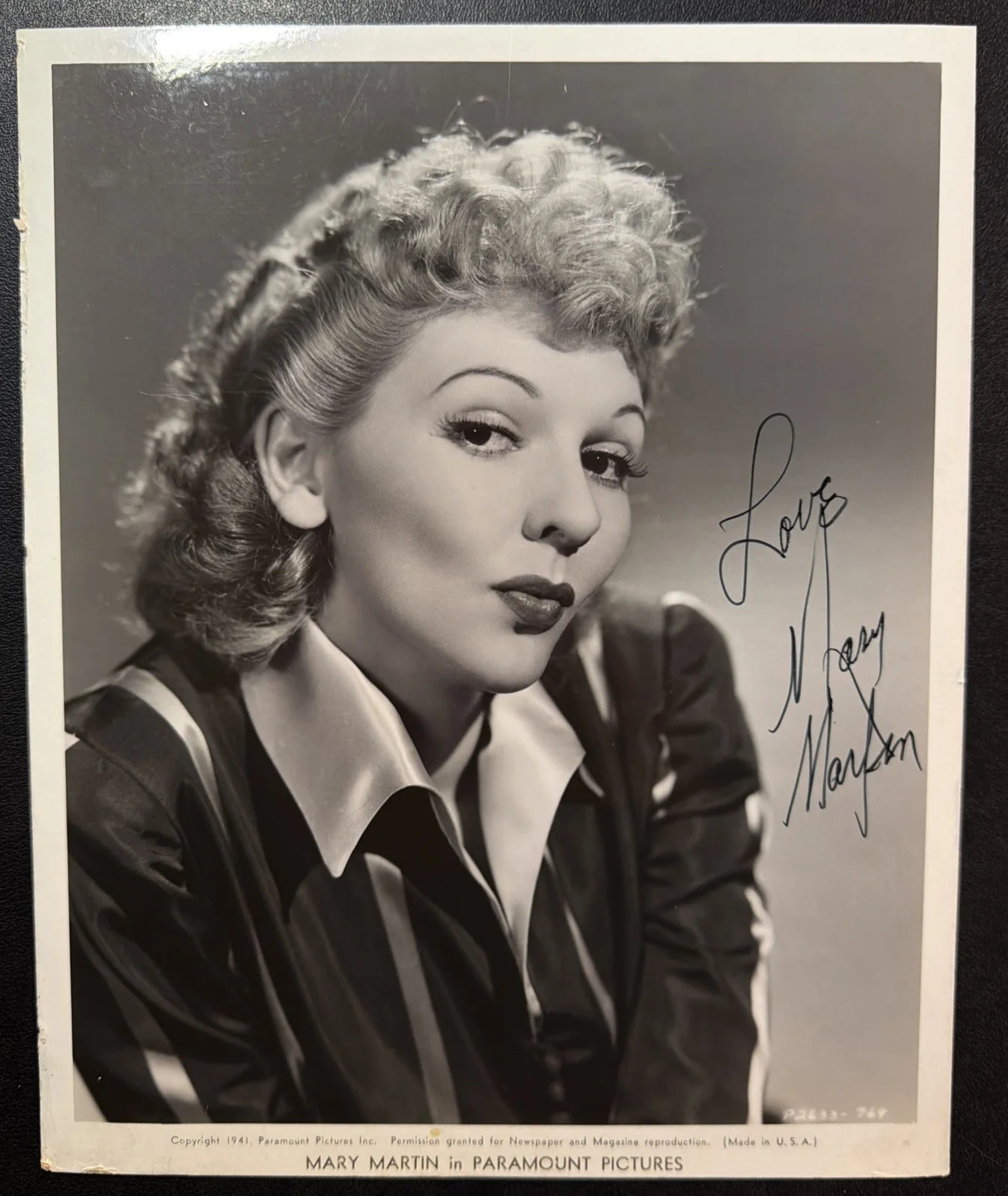 Mary Martin — Mary Martin Signed 8x10 Photo Vintage Paramount Broadway Star Autograph