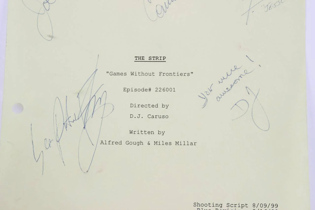 1999 The Strip Signed Script Cover 4 Cast Members "Games Without Frontiers" -..., image 3