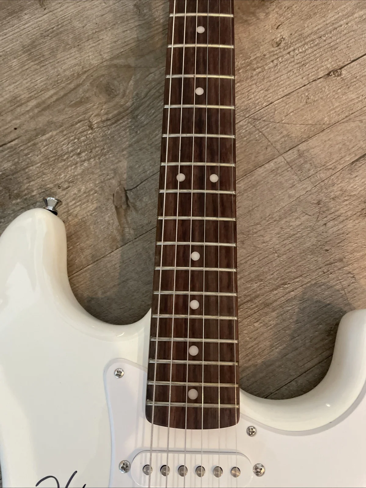 Linkin Park Band Fender Squire Guitar + Shure SM58 Microphone Signed by Band, изображение 4