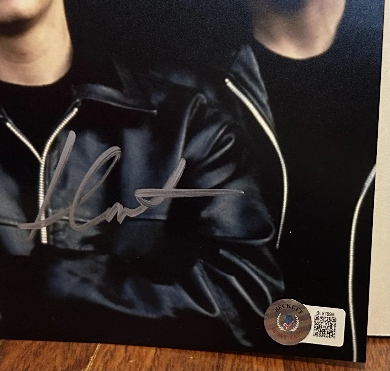 IAN HART JOHN LENNON BACKBEAT THE BEATLES SIGNED 8X10 PHOTO BECKETT BAS, image 2