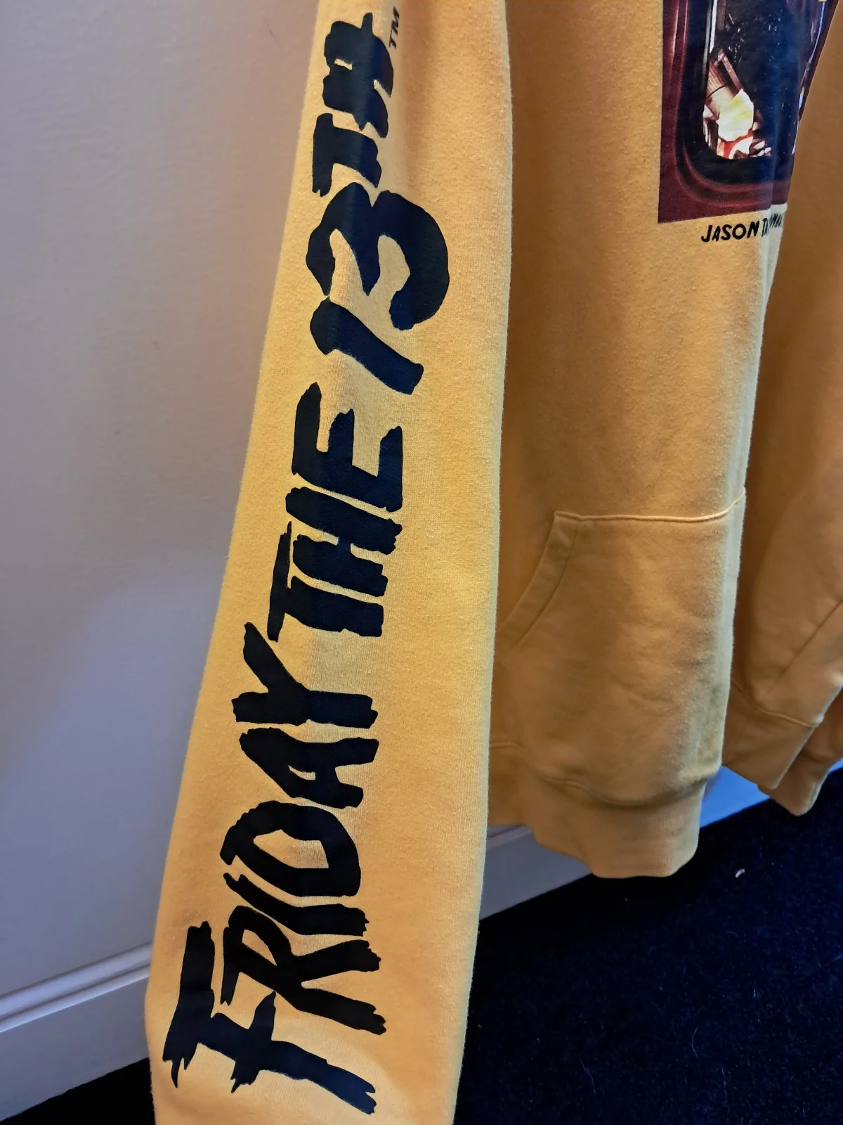 FRIDAY THE 13TH: JASON TAKES MANHATTAN Yellow Size L Hoodie (H&M), изображение 2