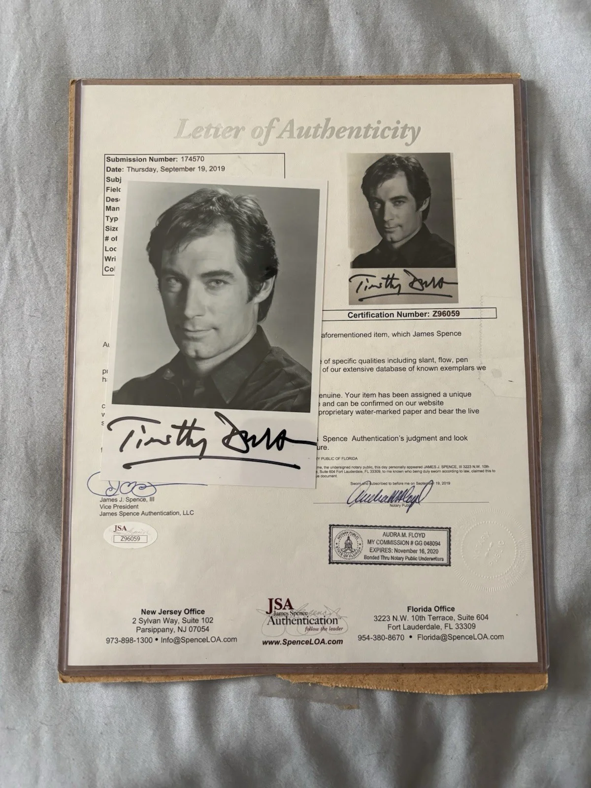 Timothy Dalton — Timothy Dalton 4 X 6 Autographed Photo JSA Authentication LOA, image 2