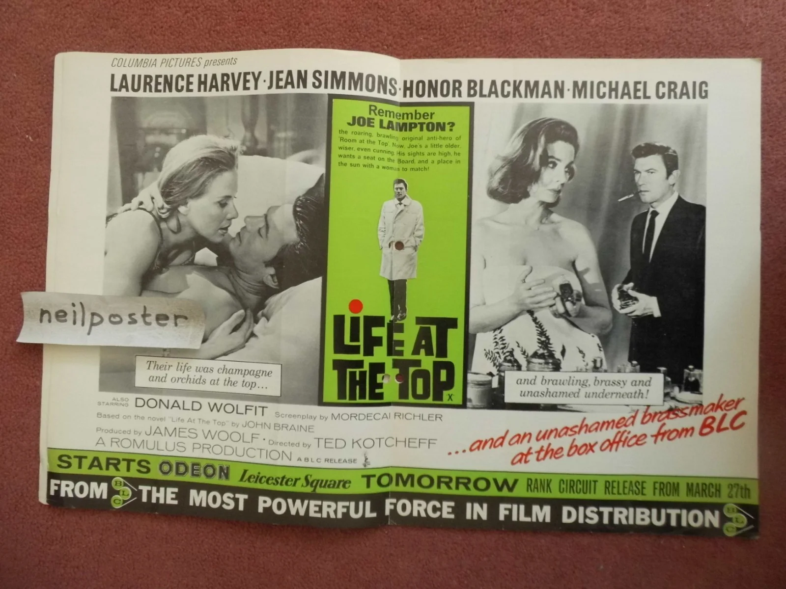 JAMES BOND, THUNDERBALL in UK trade mag DAILY CINEMA (1966), изображение 2