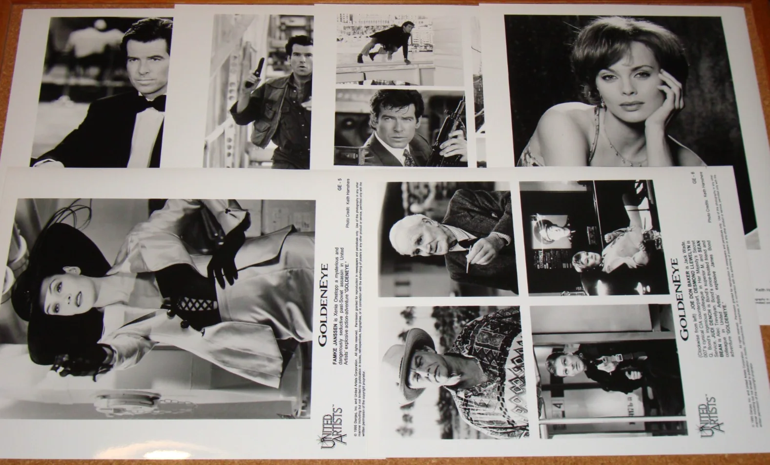 JAMES BOND: GOLDENEYE - rare 1995 US press kit, inc 14 stills/photos, изображение 3