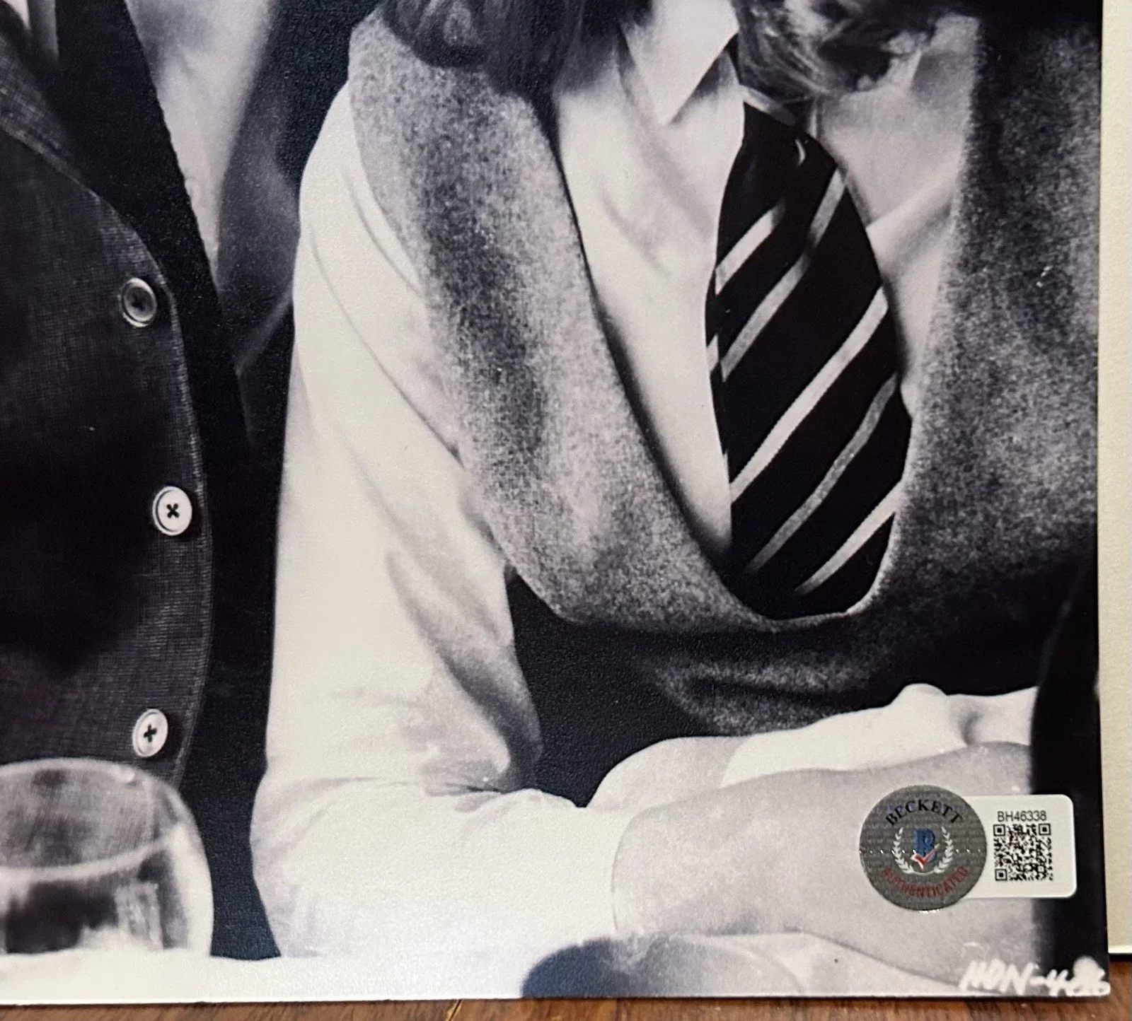 PATTIE BOYD SIGNED HARD DAY’S NIGHT THE BEATLES GEORGE 8x10 PHOTO B BECKETT BAS, изображение 2