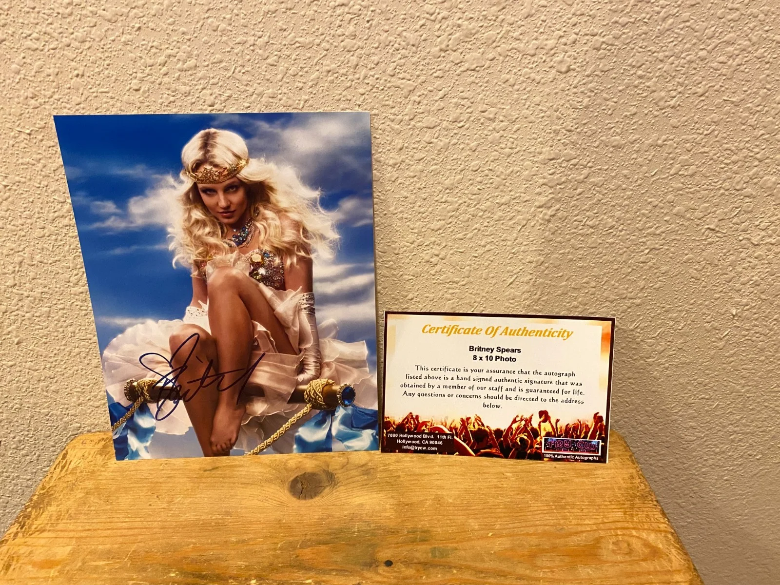 BRITNEY SPEARS Signed 8"X10" Very Sexy Photo w/COA from Try CW Autographs, image 5