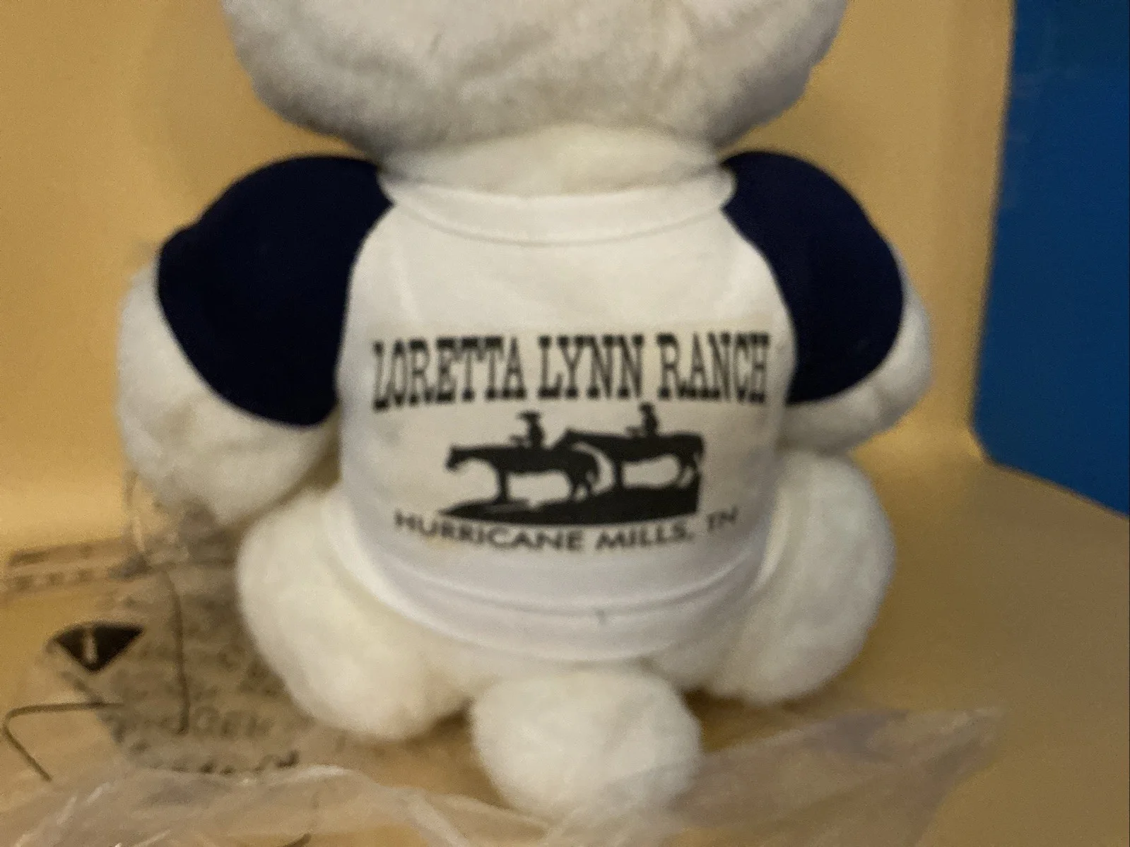 LORETTA LYNN AUTOGRAPH TEDDY BEAR BEAUTIFUL, image 3