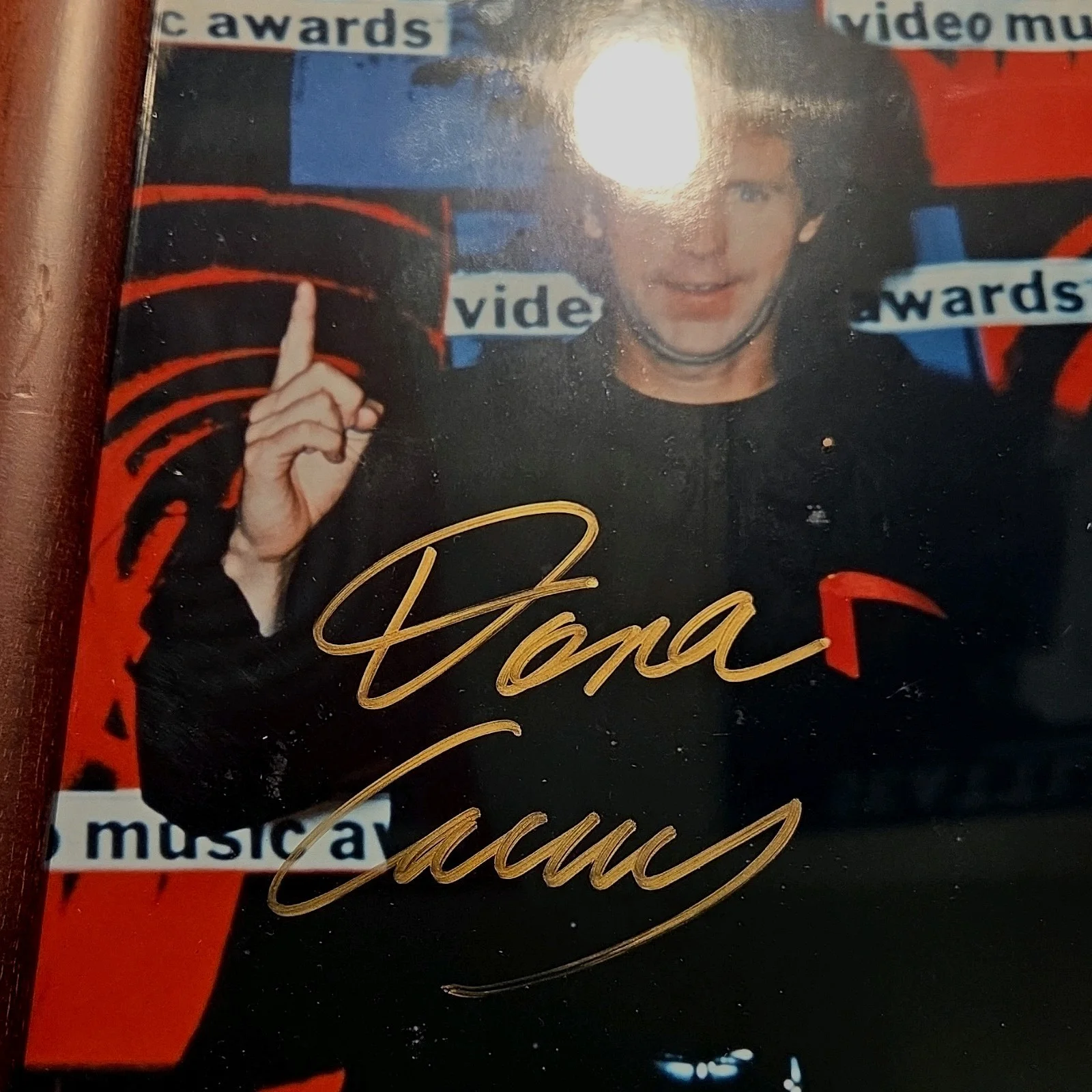 Dana Carvey — Dana Carvey Autographed 8x10 Photo 1992 Video Music Awards National Autographics, изображение 2