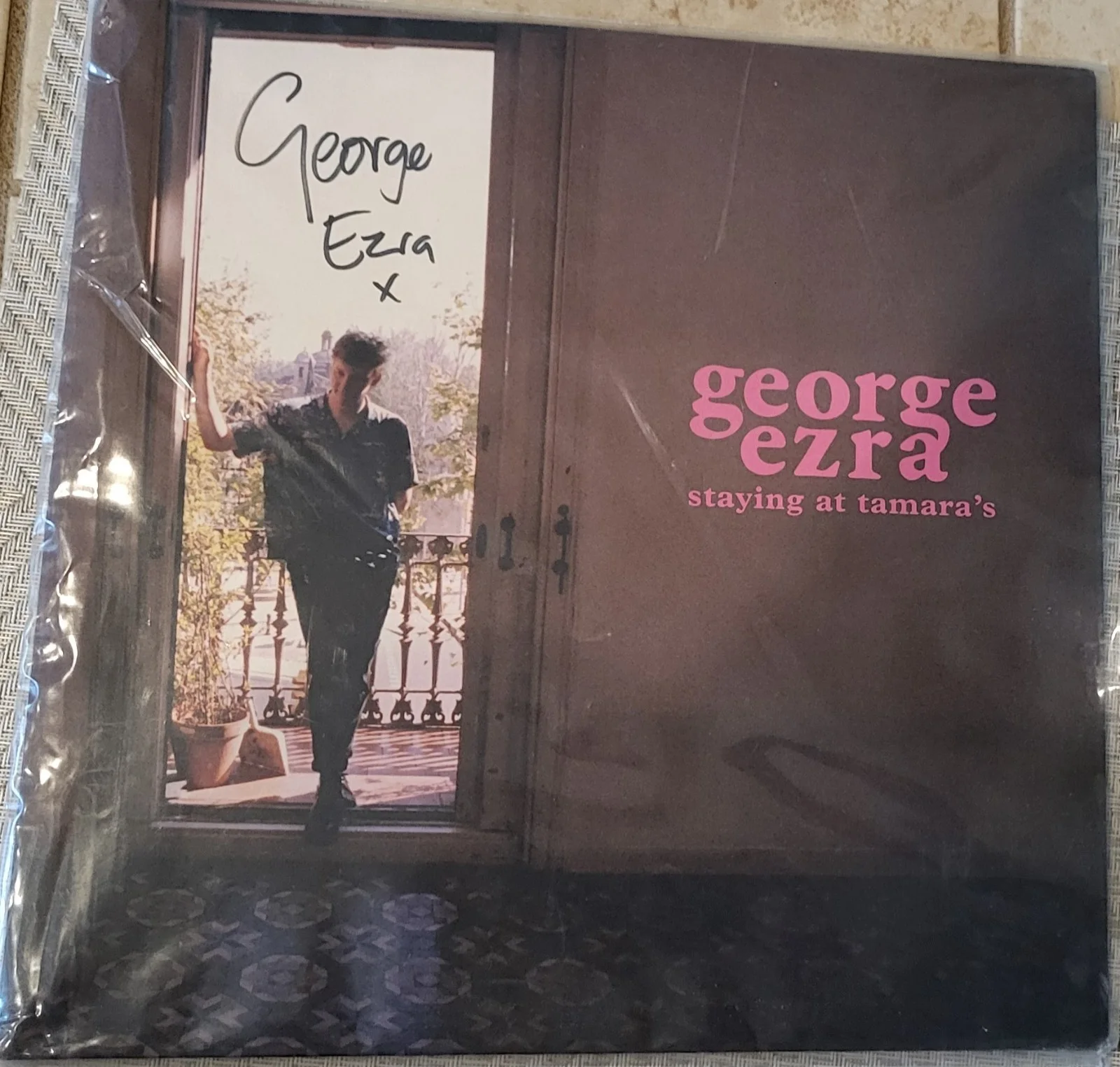 GEORGE EZRA LIMITED EDITION GOLD VINYL 1422 FROM 3000, STAYING AT TAMARA`S, image 4