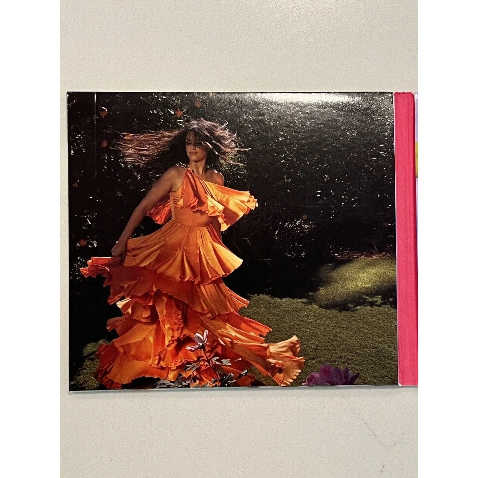 Camila Cabello Familia SIGNED AUTOGRAPHED Photo + CD LTD Edition Deluxe In Hand!, изображение 5
