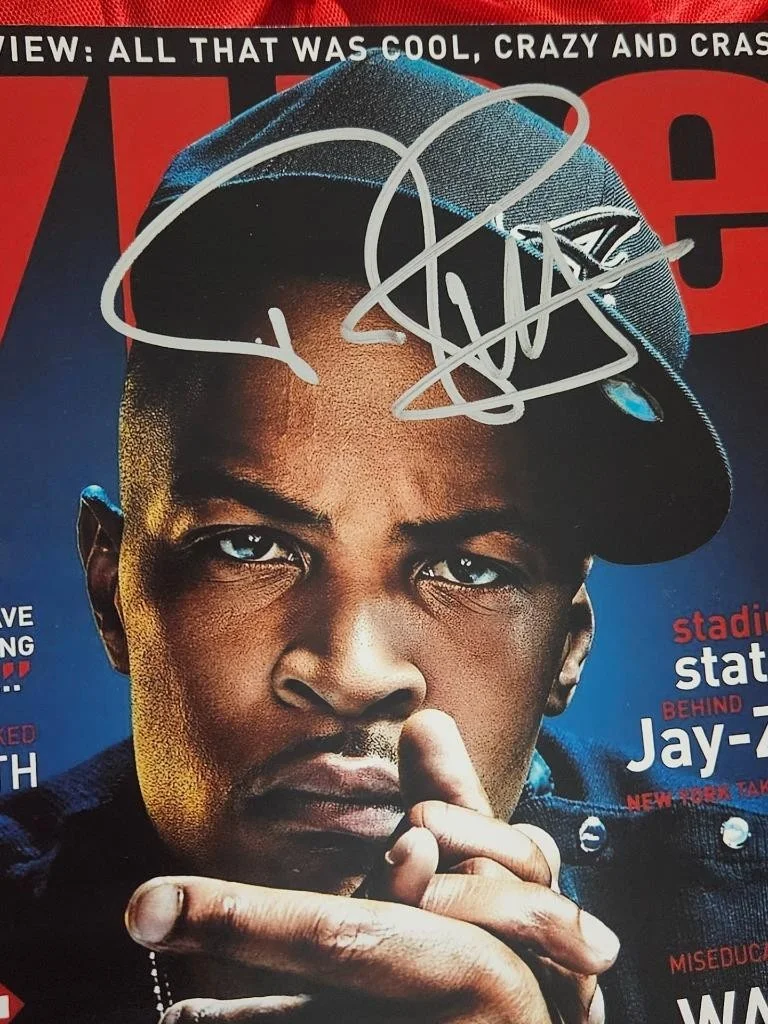 T.I CLIFFORD HARRIS Jr — T.I TI CLIFFORD HARRIS JR RAPPER HAND SIGNED AUTOGRAPHED 8X10 PHOTO COVER W/ COA, image 3
