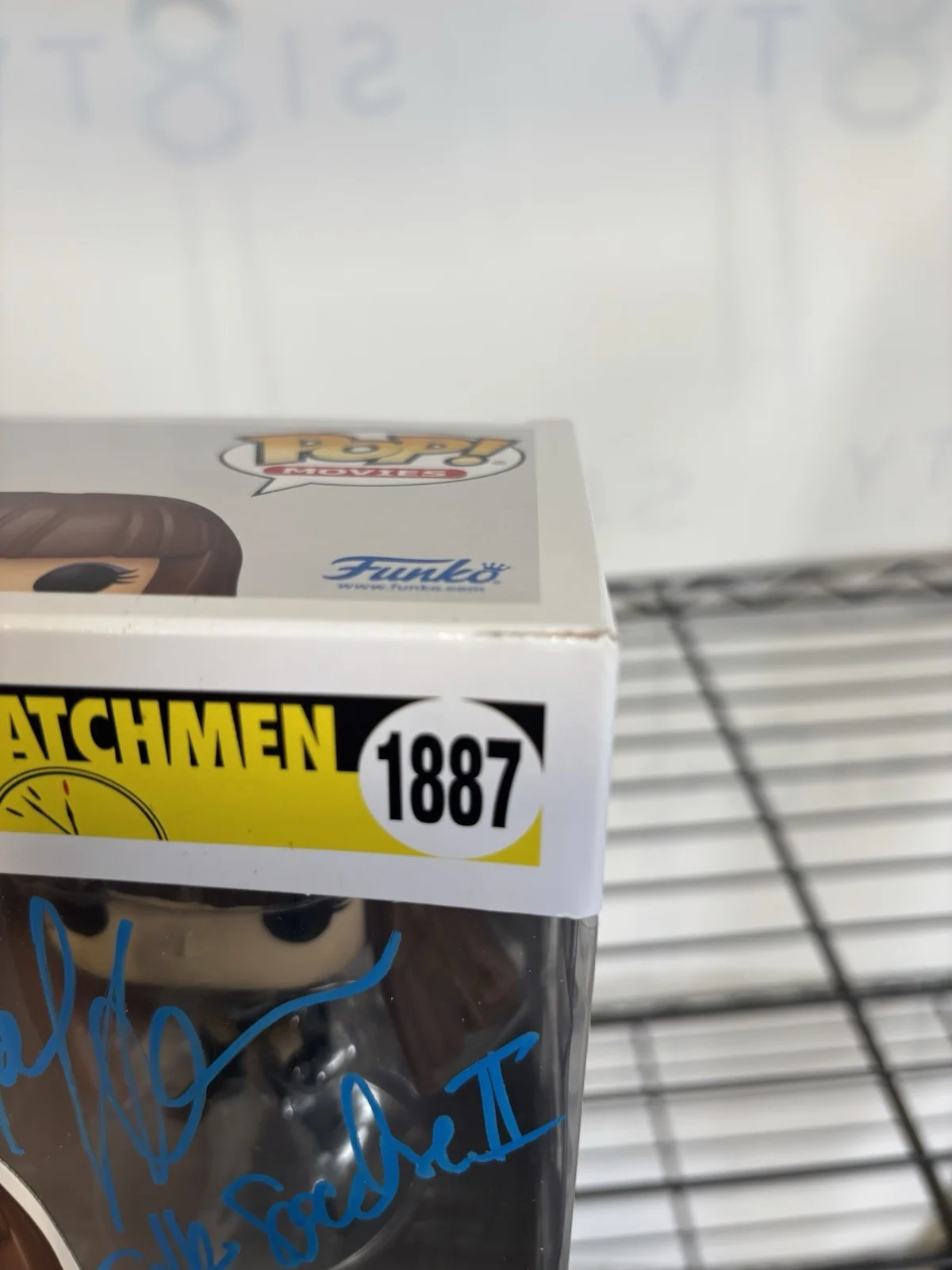 Malin Akerman Signed "Watchmen" #1887 Silk Spectre II Funko Pop! BECKETT, изображение 4