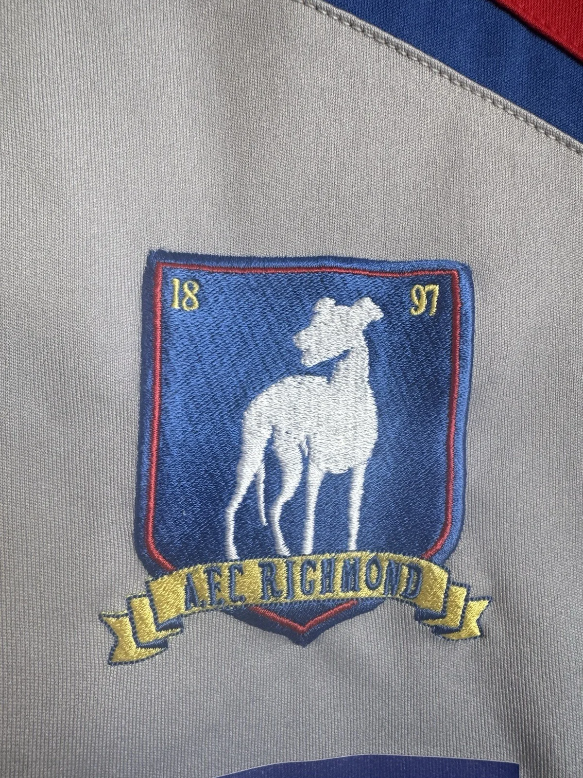 RARE Ted lasso Genuine Jamie Tartt Season 1 Training shirt Worn By Phil Dunster, изображение 3