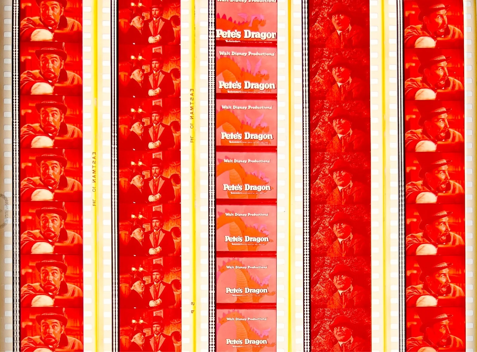 Walt Disney's Pete's Dragon 1977 Very Rare Genuine 35mm Unmounted Film Cells, изображение 3