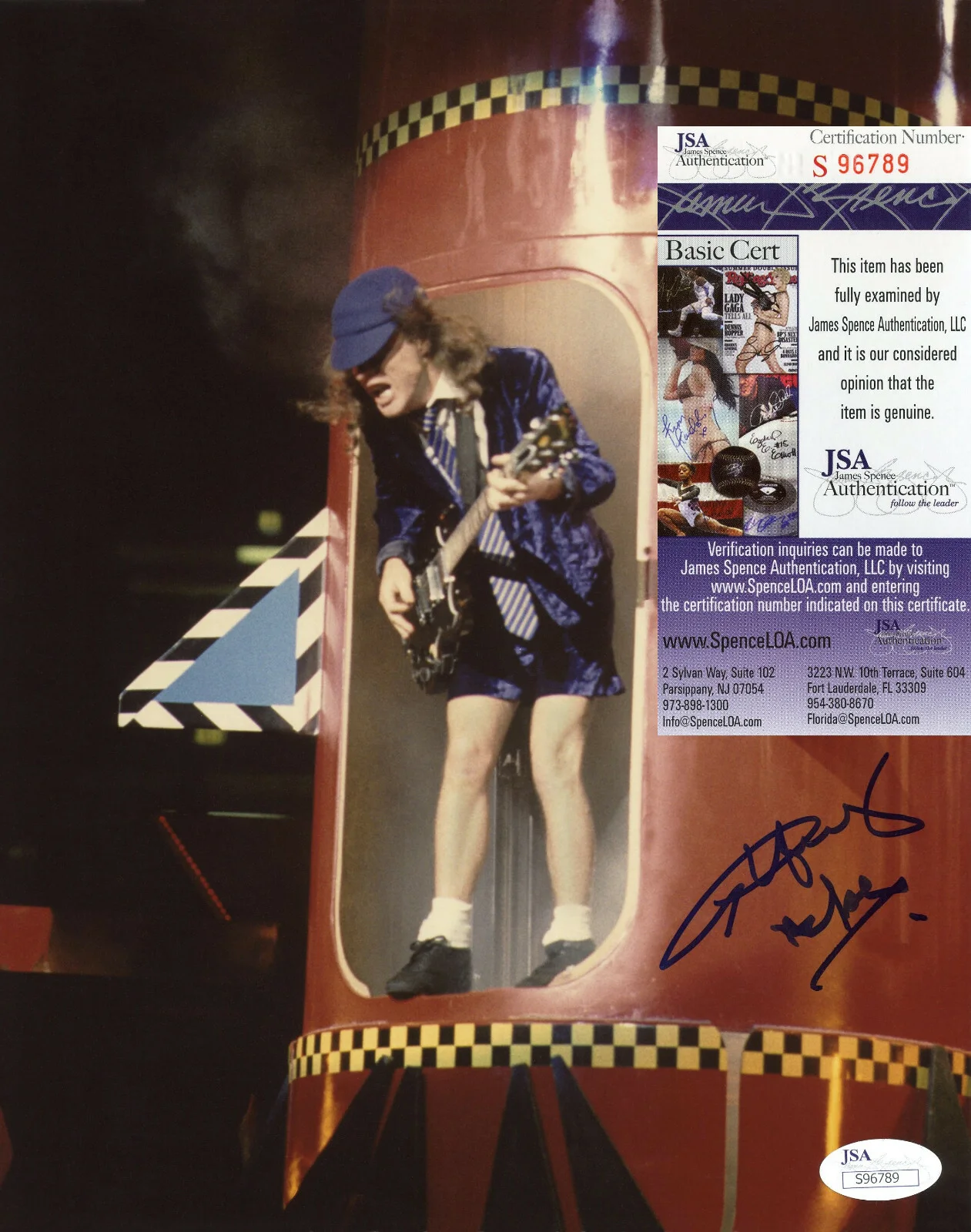 Angus Young Signed JSA COA Autographed 8X10 AC/DC Concert Photo Autograph Auto, изображение 2