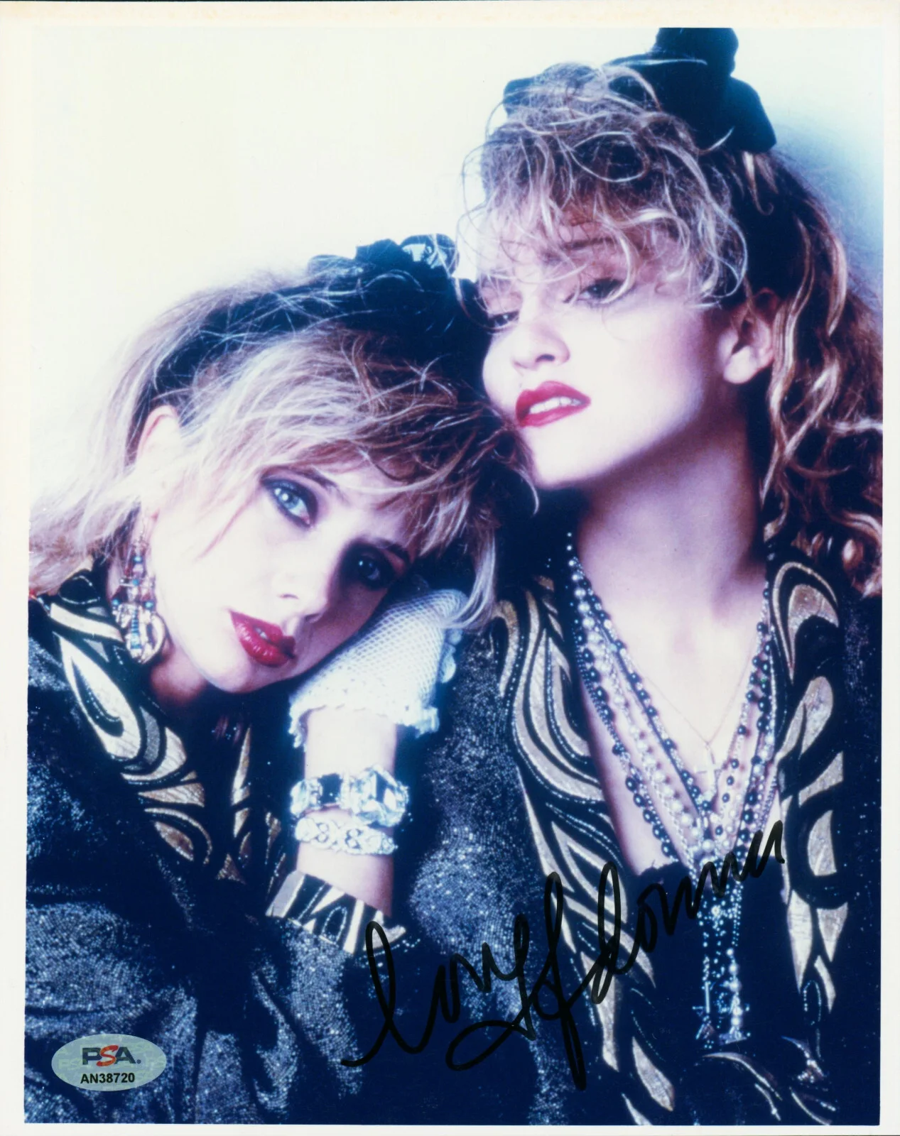 Madonna — Madonna Signed PSA/DNA LOA Autographed 8X10 Desperately Seeking Susan Photo Auto, image 2