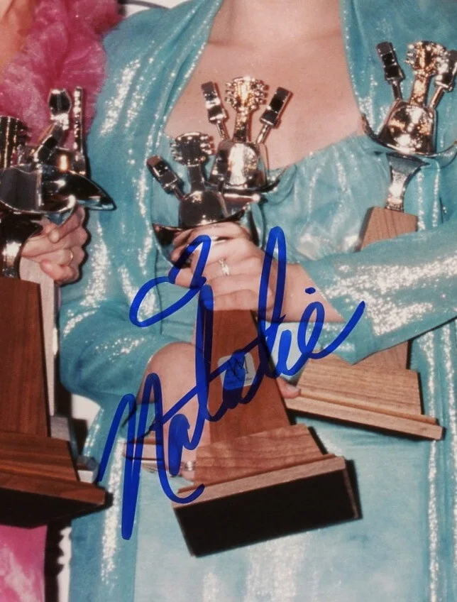 Natalie Maines, Emily Robison, Martie Maguire — The Dixie Chicks PSA/DNA COA Group Signed 8X10 Photo Autographed Natalie Maines, изображение 3