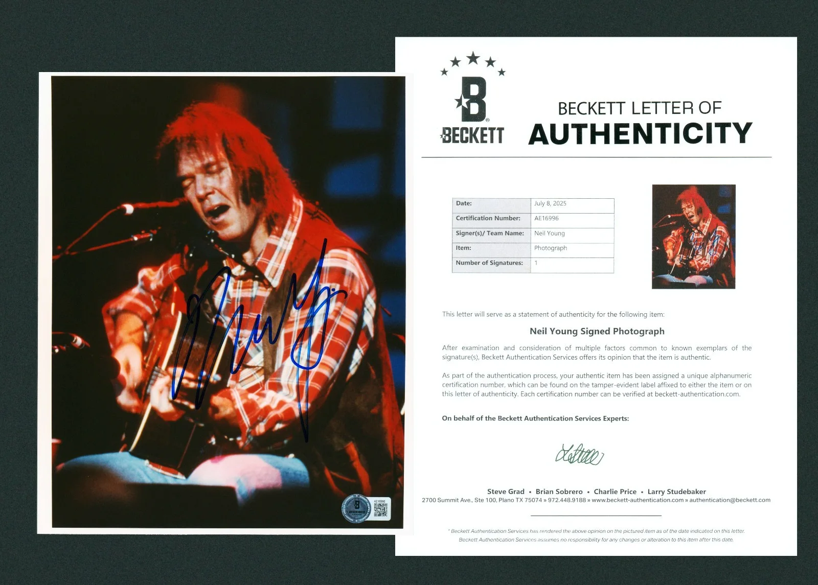 Neil Young — Neil Young Signed BAS LOA COA Autographed 8X10 Photo Auto Crosby, Stills, Nash