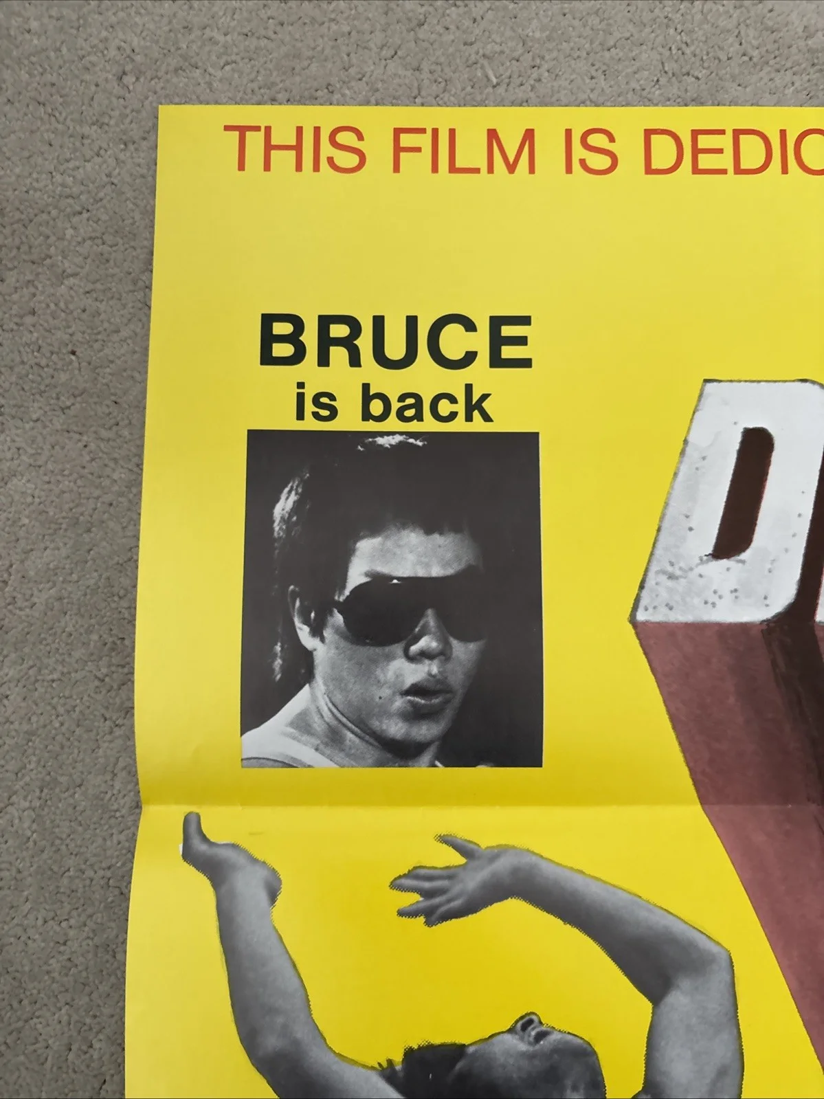The Dragon Lives Again (1977) Original US One Sheet Movie Poster, изображение 2