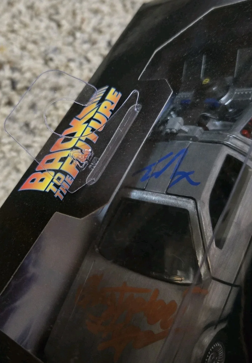Michael J. Fox, Christopher Lloyd — MICHAEL J FOX & CHRISTOPHER LLOYD SIGNED BACK TO THE FUTURE 1:32 DELOREAN, image 3