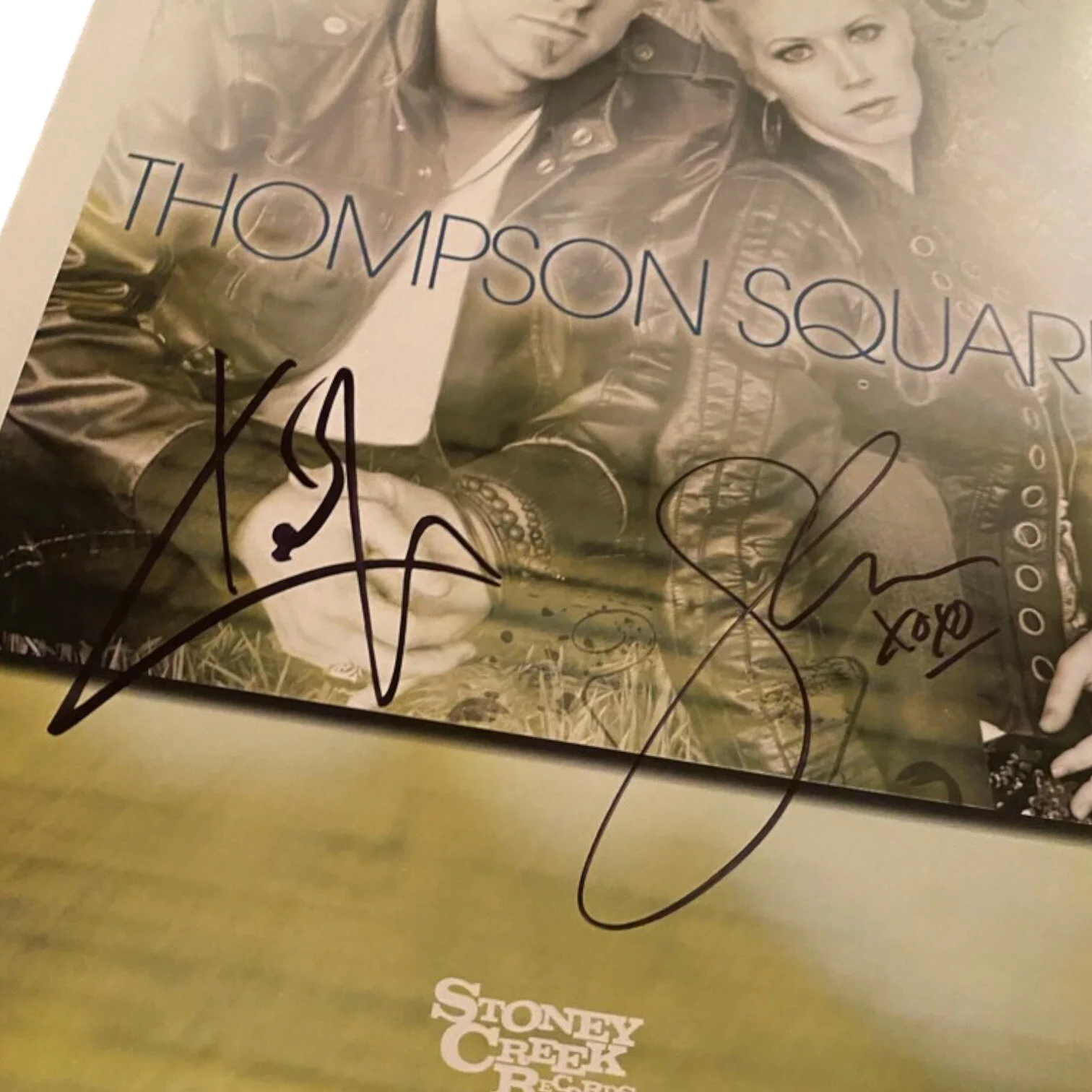 Thompson Square Signed Autograph 8x10 Promo Photo! Country Music Singing Duo!, изображение 2