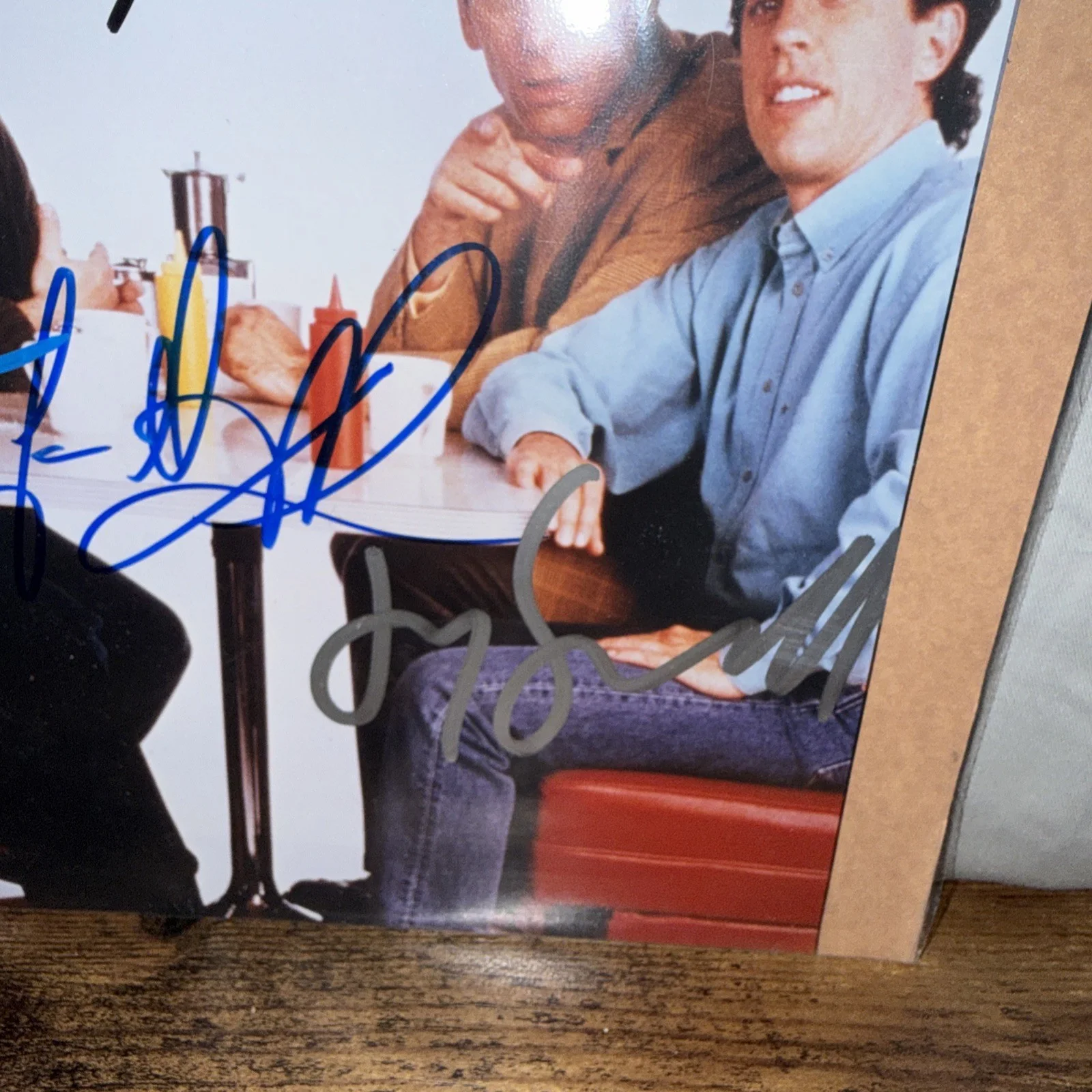 seinfeld cast — Seinfeld Cast Signed 8x10 w COA Seinfeld, ALEXANDER, Louis-Dreyfus, RICHARDS, image 4