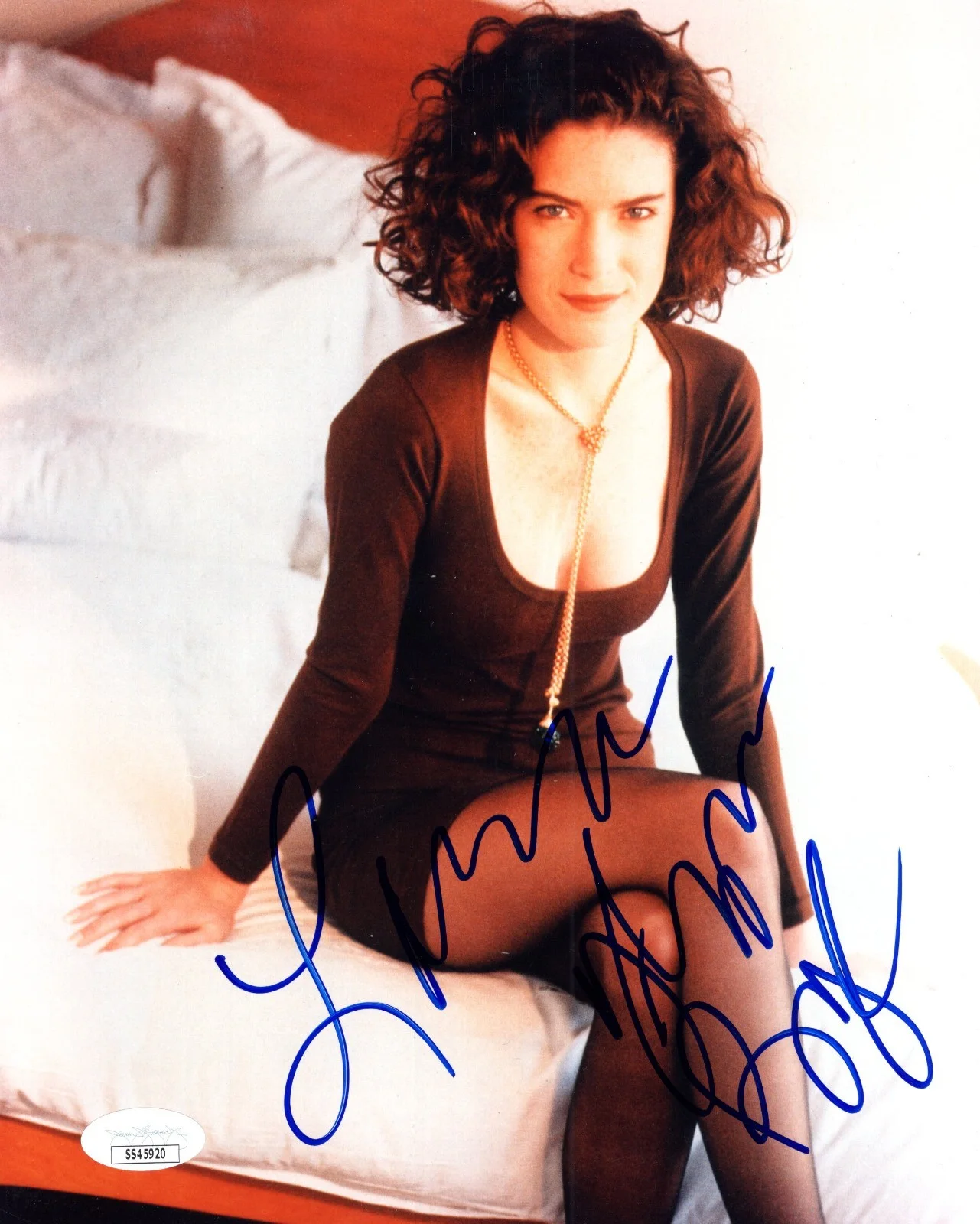 Lara Flynn Boyle Actress Hand Signed Autograph 8x10 Photo with JSA COA, изображение 2