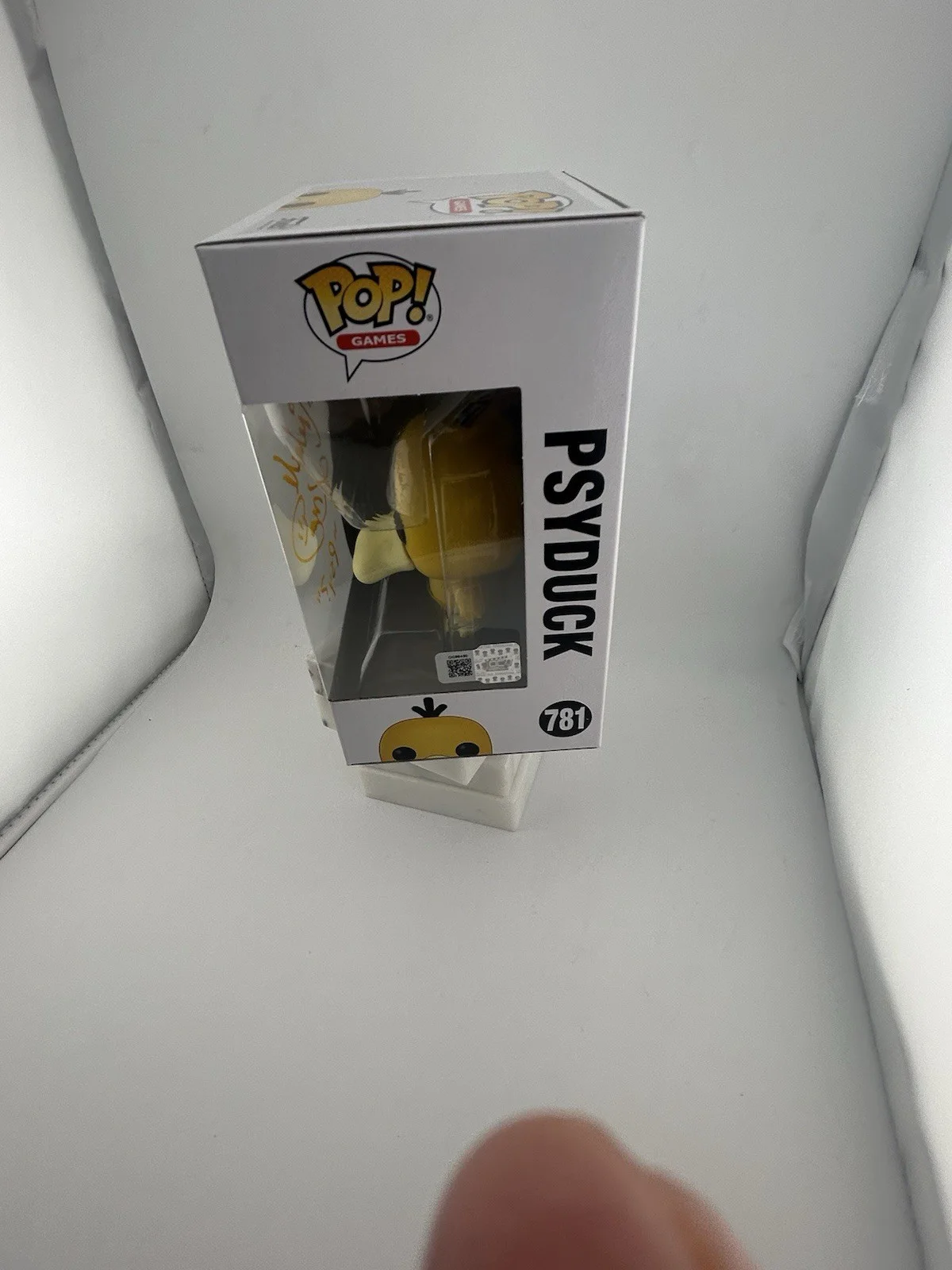 Michele Knotz — Michele Knotz Signed Autograph w/ Inscription PSY Funko Pop 781 Pokemon OCCM YW, изображение 4