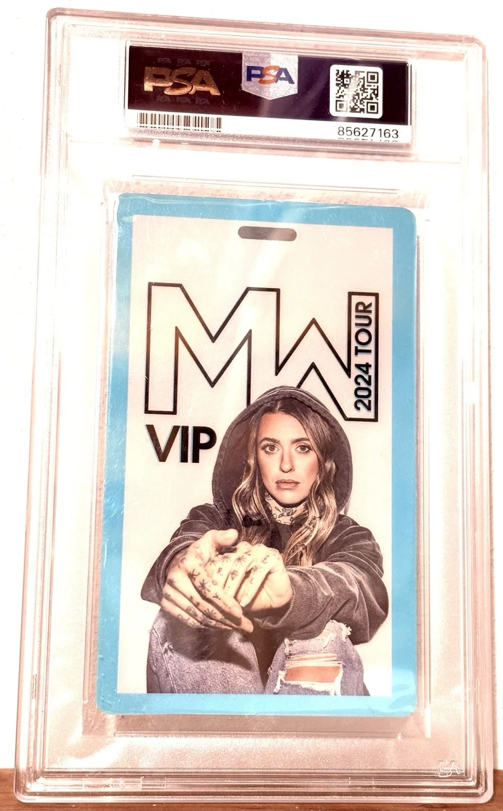 MORGAN WADE SIGNED Tour VIP Pass PSA/DNA Auto Slabbed, image 2