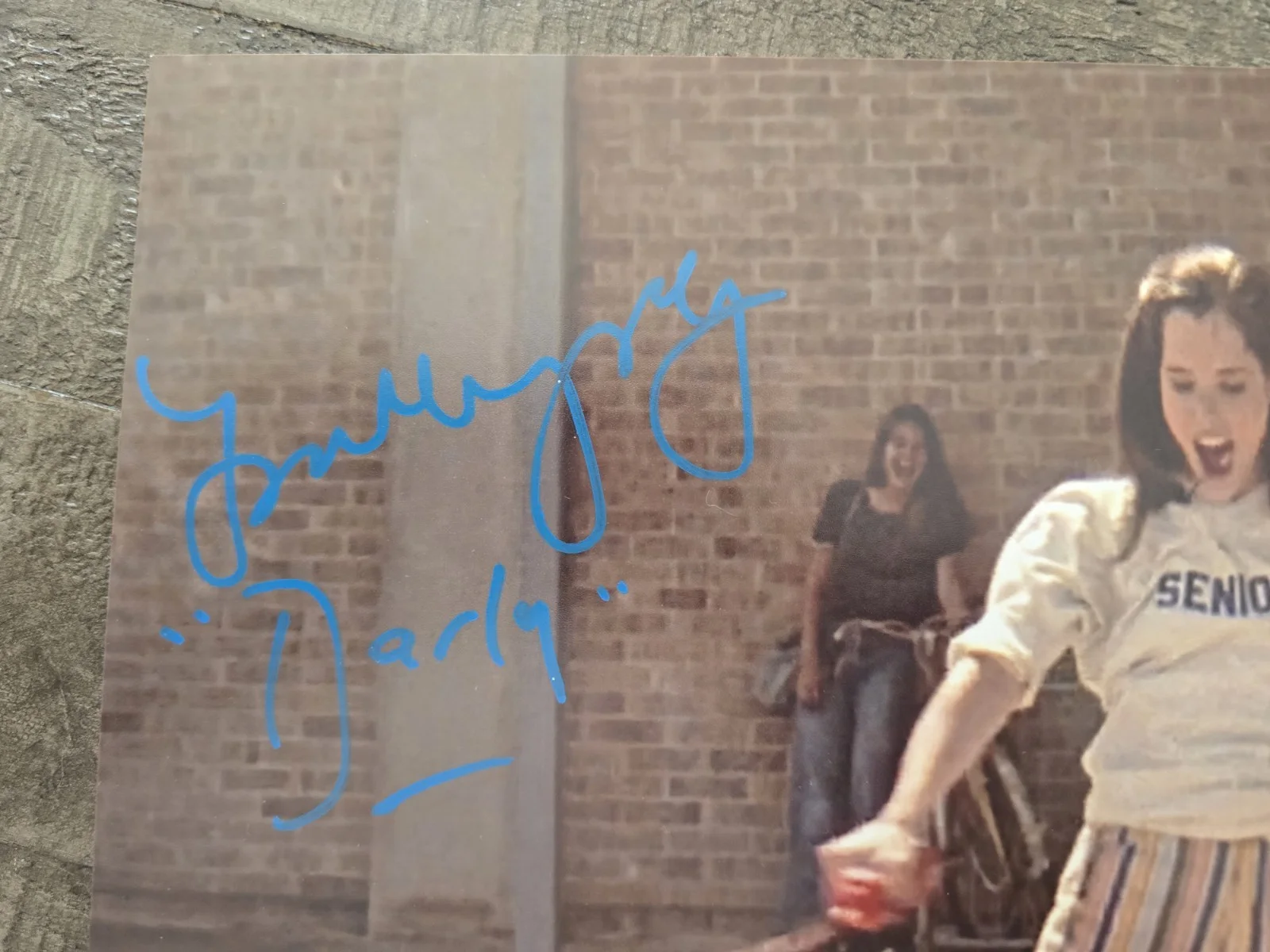 Parker Posey — Parker Posey Signed 11x14 Dazed And Confused Beckett Witnessed, image 2