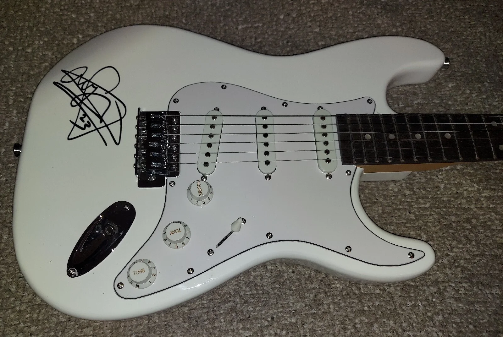 VILLE VALO VV HIM H.I.M. Signed WHITE GUITAR COA JSA CERTIFIED #YY61063, image 2