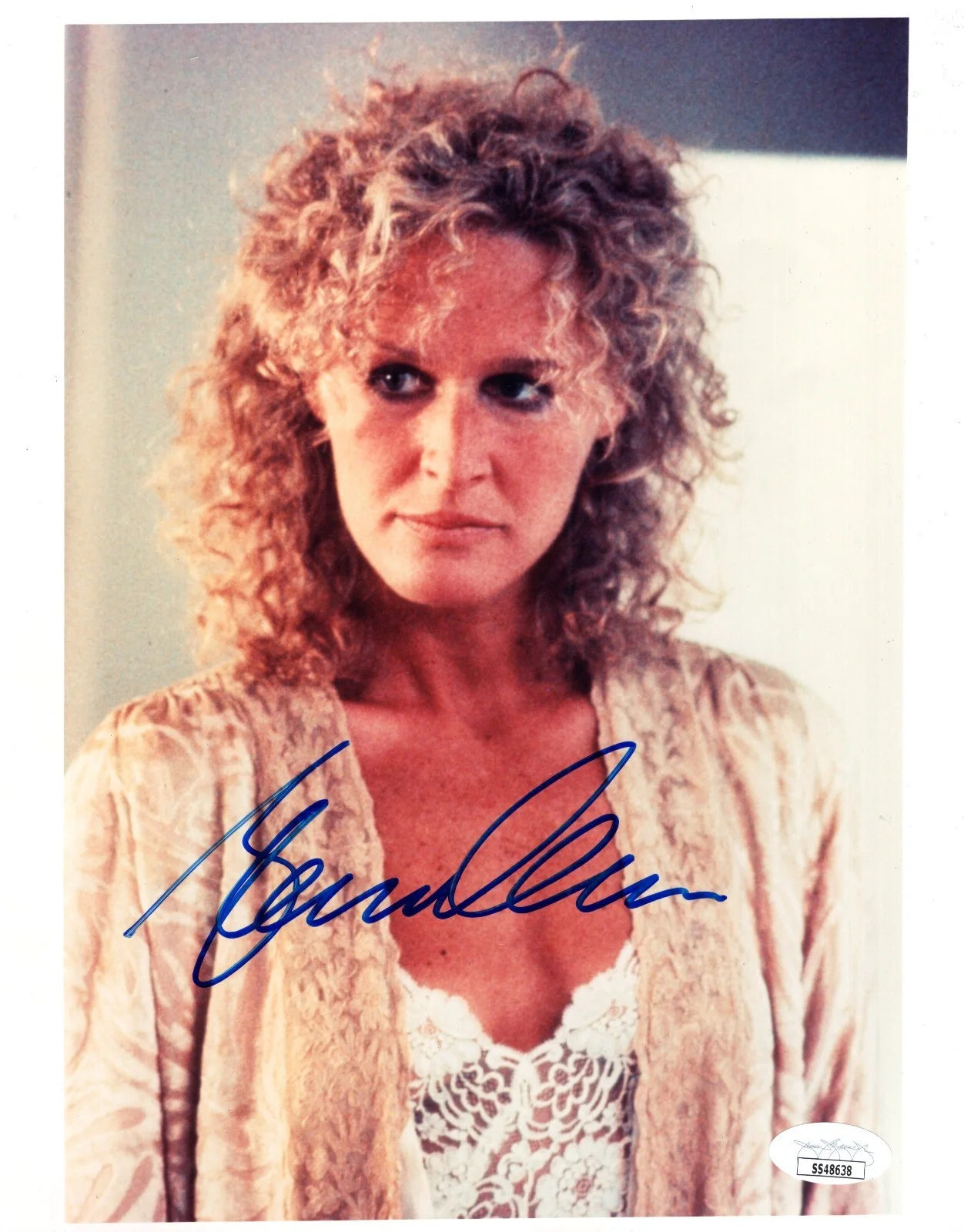 Glenn Close Actress Hand Signed 8x10 Photo with JSA COA, изображение 2