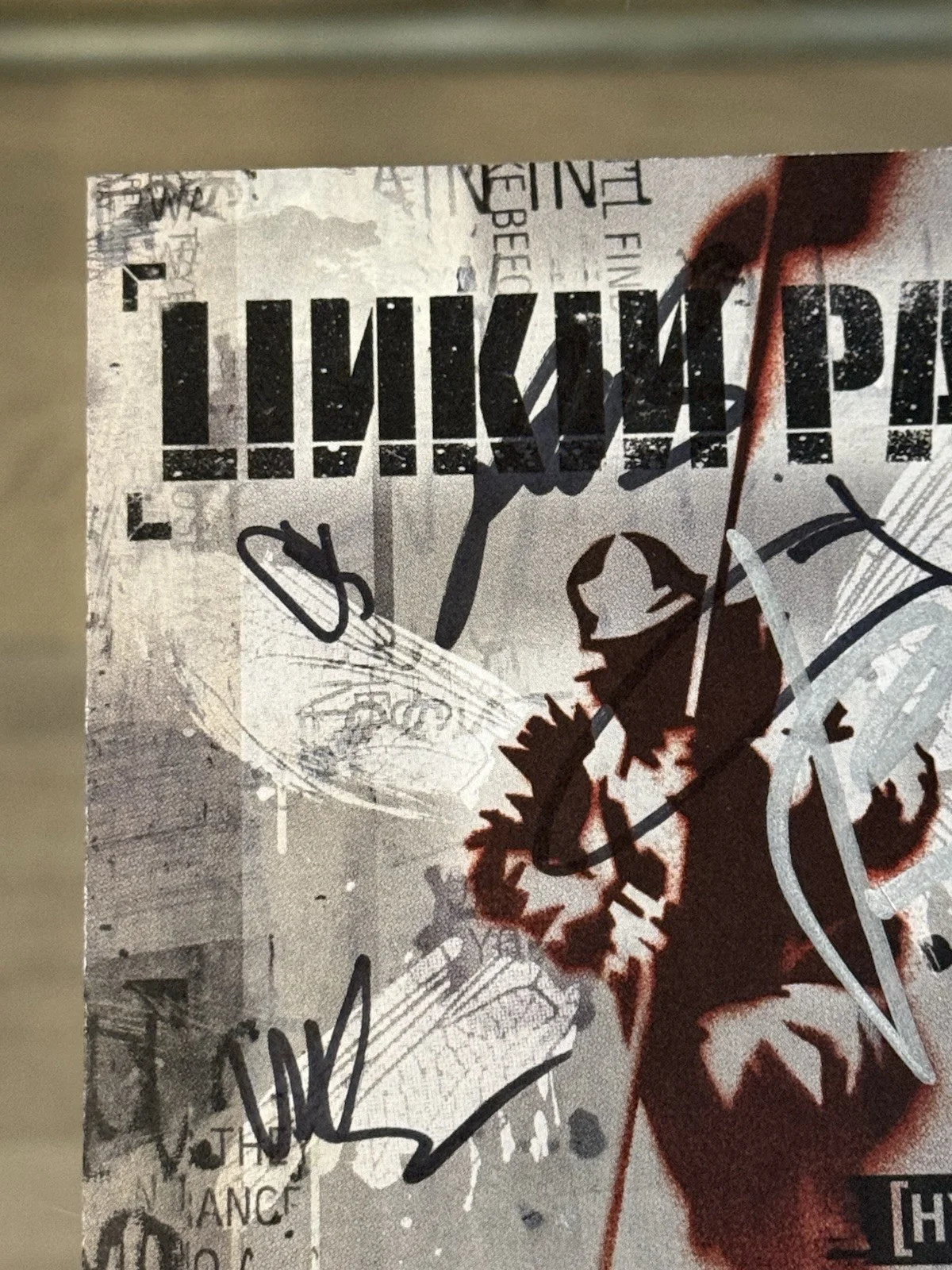 LINKIN PARK Signed HYBRID THEORY CD Cover X6 Chester Autographed JSA + GA LOA, image 2