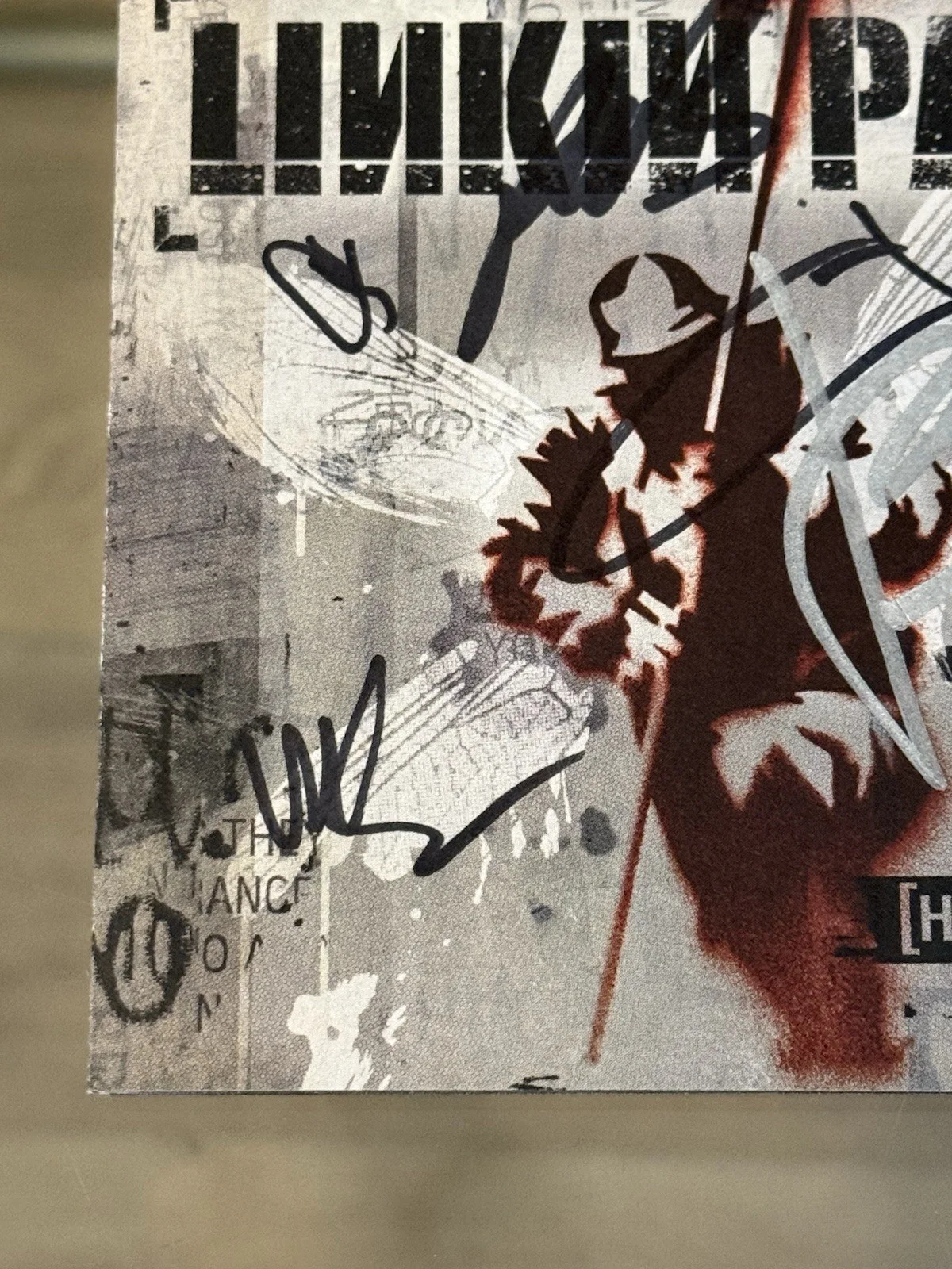 LINKIN PARK Signed HYBRID THEORY CD Cover X6 Chester Autographed JSA + GA LOA, image 3