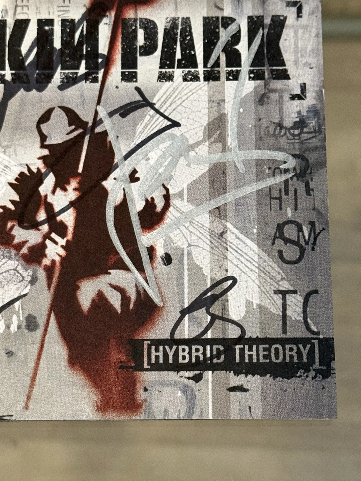 LINKIN PARK Signed HYBRID THEORY CD Cover X6 Chester Autographed JSA + GA LOA, image 4