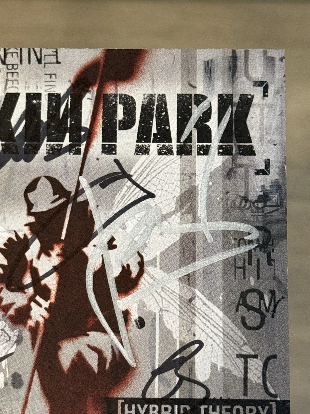 LINKIN PARK Signed HYBRID THEORY CD Cover X6 Chester Autographed JSA + GA LOA, image 5