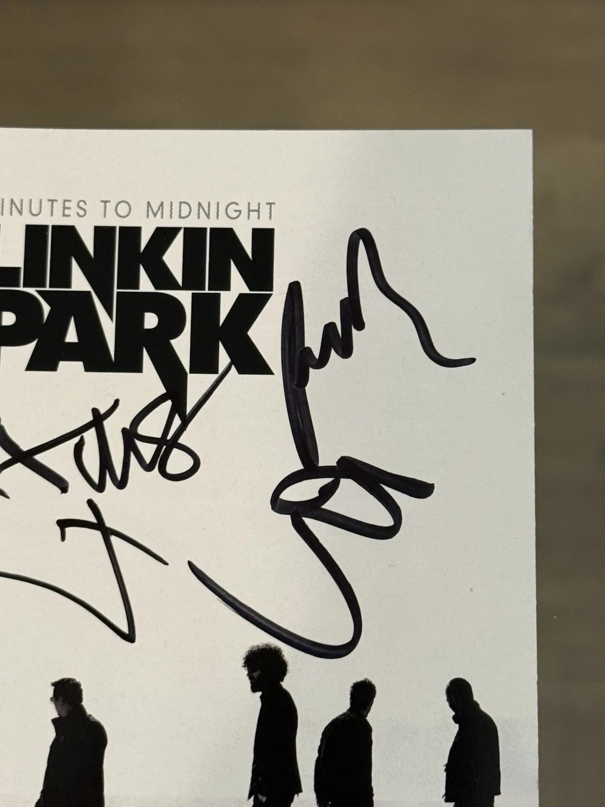 LINKIN PARK Signed MINUTES TO MIDNIGHT CD Cover X6 Chester Autographed JSA + GA, изображение 5