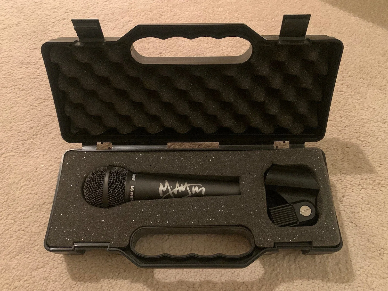 Mick Jagger Signed Autographed Samson Microphone, изображение 3