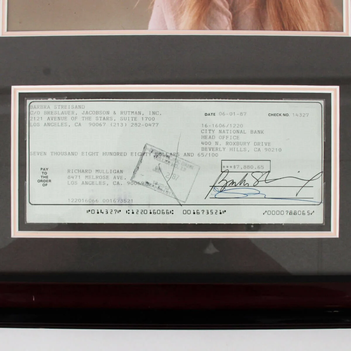 Barbra Streisand Signed Check Display - COA JSA, image 3