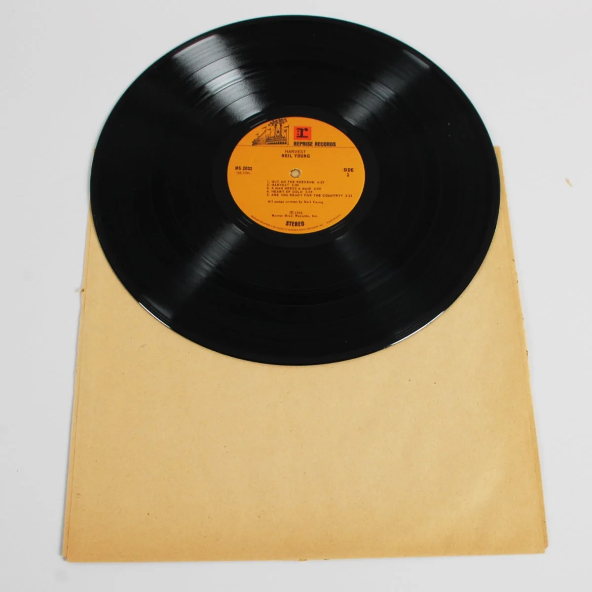 Neil Young Signed Record Album Harvest - COA JSA, image 4