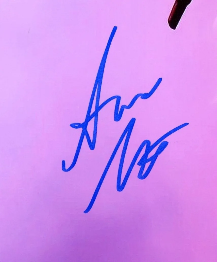Ava Max Signed 8x10 Photo (COA) Sweet But Psycho Pop Singer on Stage, изображение 2