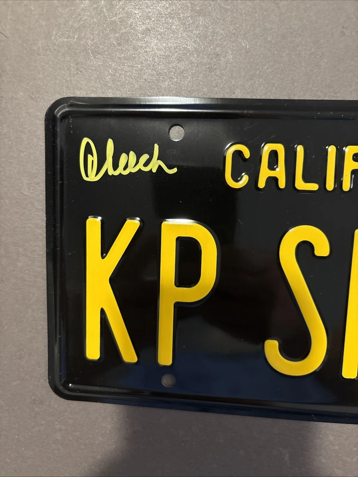 Cheech, Chong — Cheech and Chong Autographed Signed KP SMOKN & MUF DVR Lic Plates-Beckett/JSA, изображение 4
