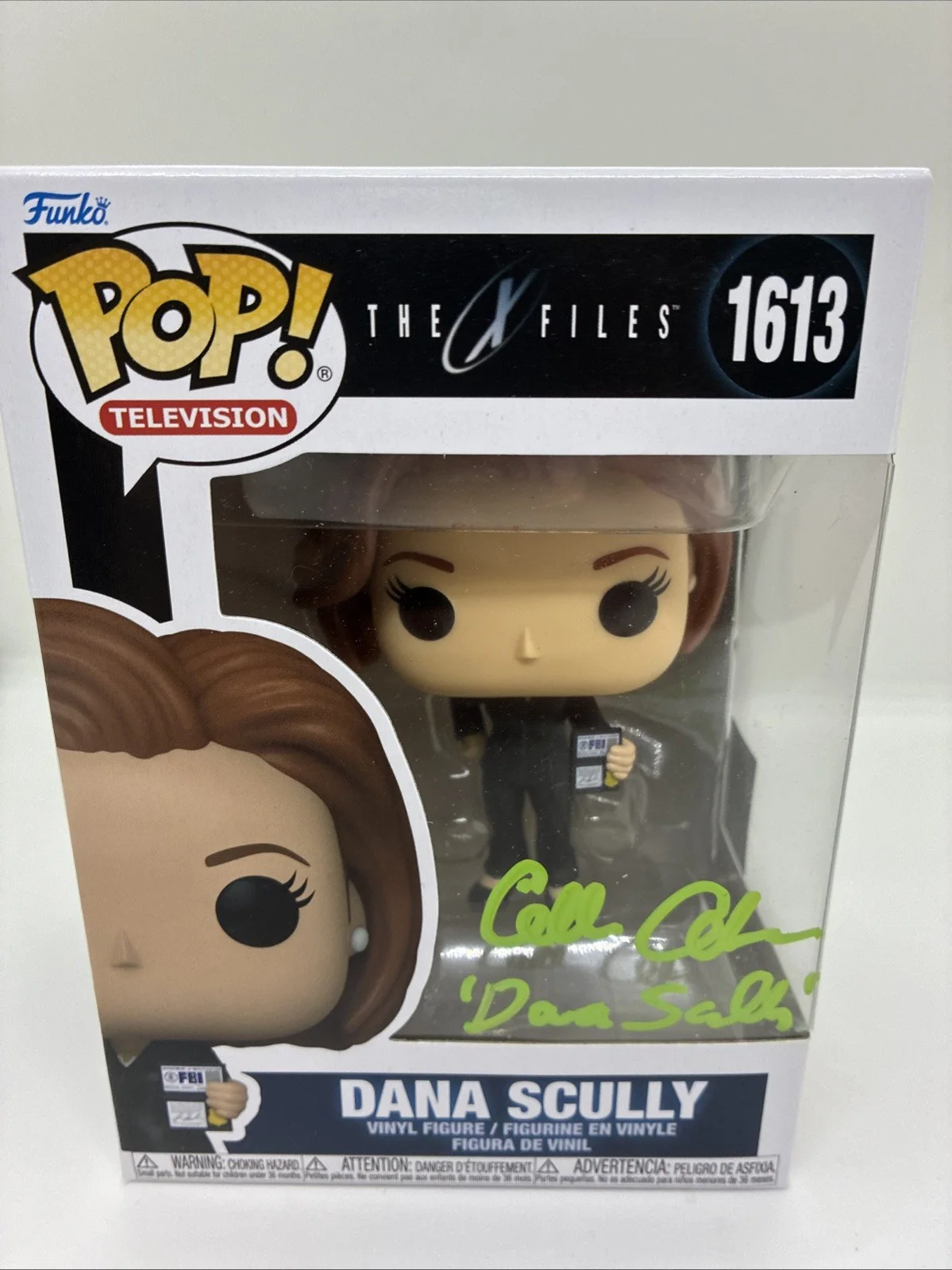 Gillian Anderson — GILLIAN ANDERSON SIGNED Funko POP #1613 Dana Scully from X-Files - Official Pix