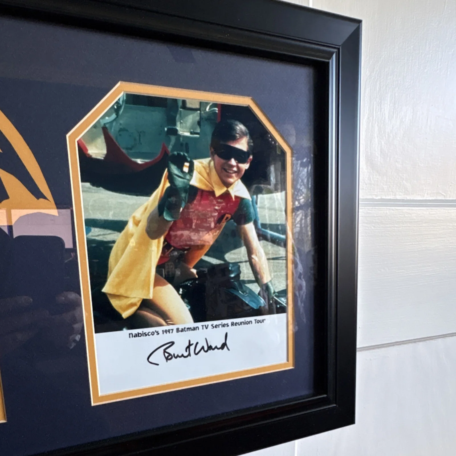 Adam West, Burt Ward — Batman TV Series Signed Framed Photo Adam West Burt Ward Global Authentics COA, изображение 3