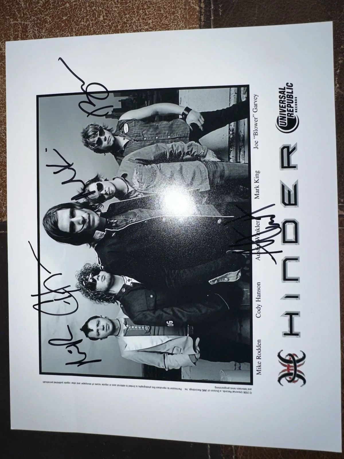 Autograph Hinder 8 X 10 Photo, image 2
