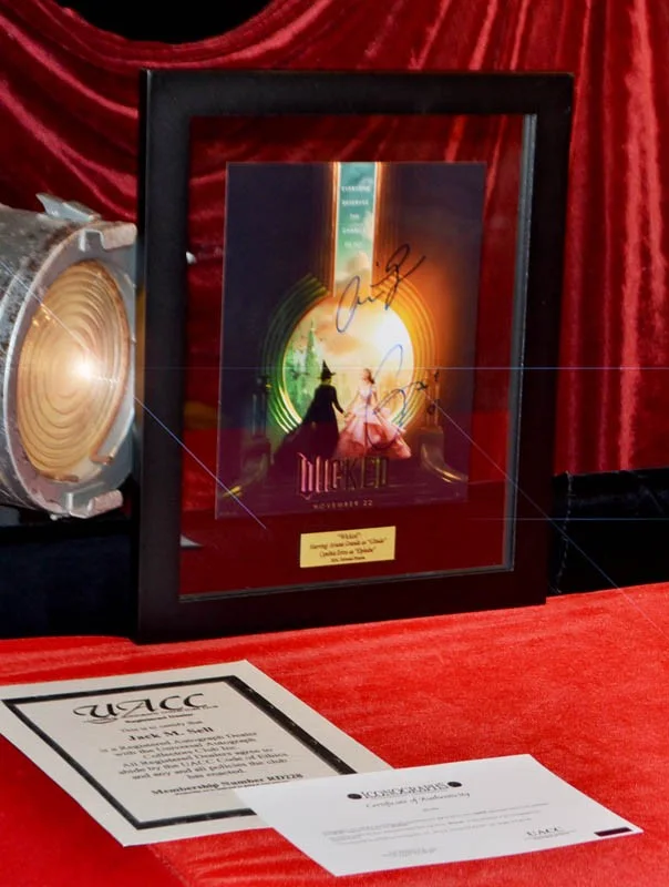 Ariana Grande, Cynthia Erivo — Signed WICKED Cast Autograph, ARIANA GRANDE & CYNTHIA ERIVO, Blu DVD, COA, FRAME, image 2