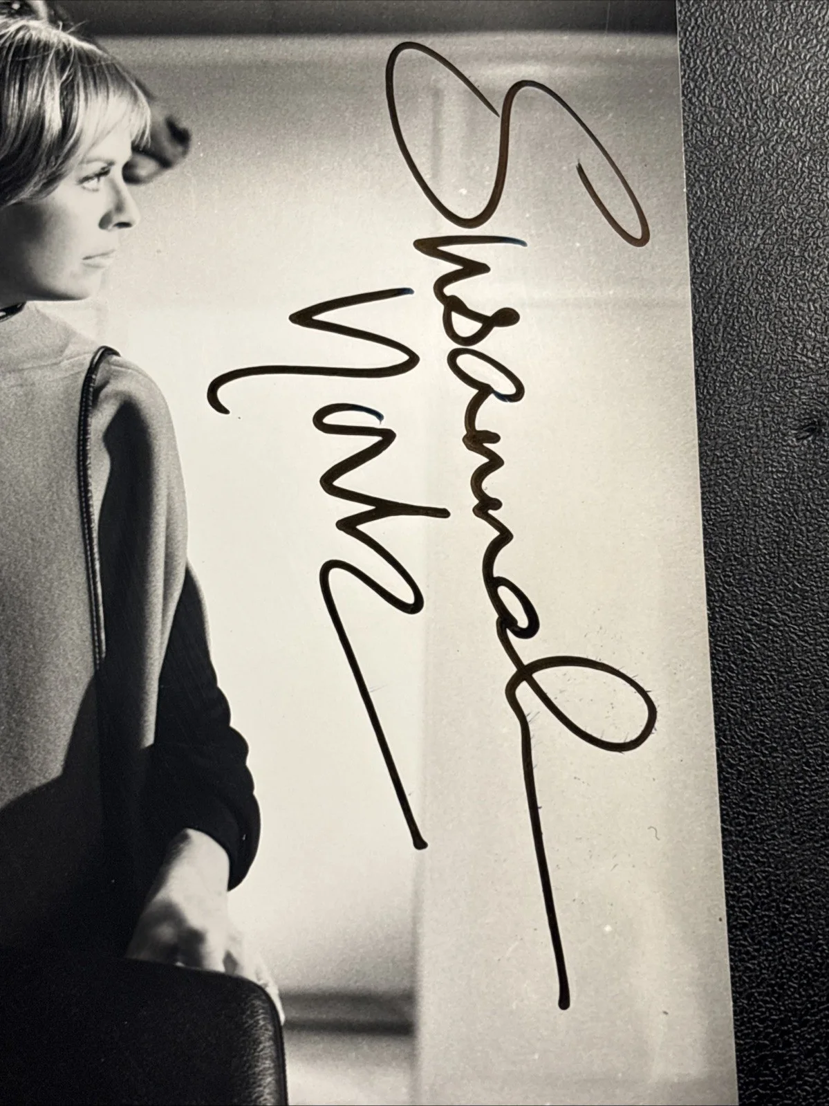 Susannah York — Susannah York Signed 8x10 Photo Gorky Park Autograph IAA COA, image 2