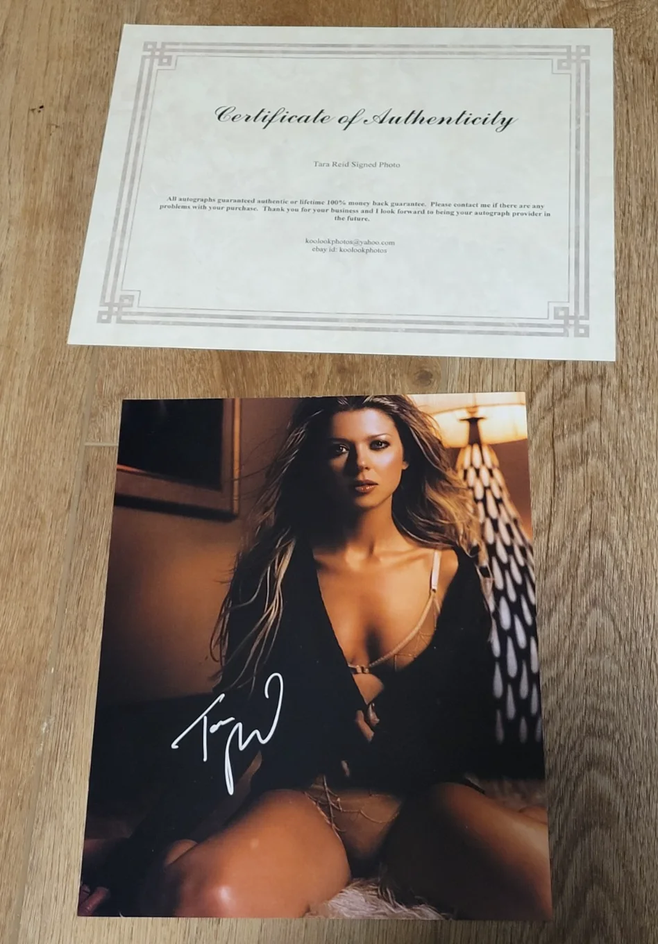 Tara Reid — Tara Reid Signed Sexy Woman American Pie