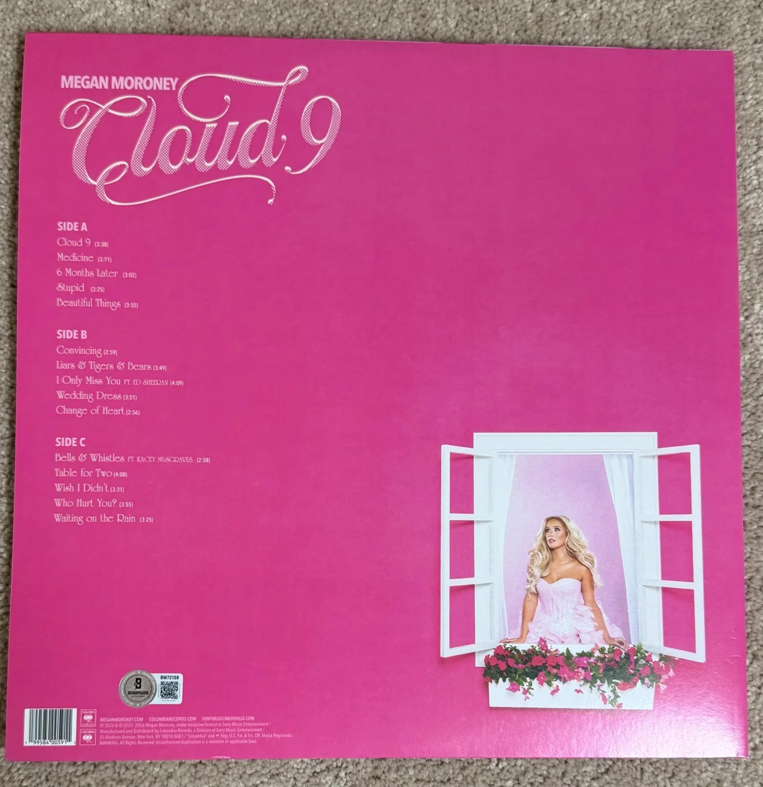 MEGAN MORONEY Signed AUTOGRAPH Vinyl LP Cloud 9 Beckett BAS COA, изображение 3